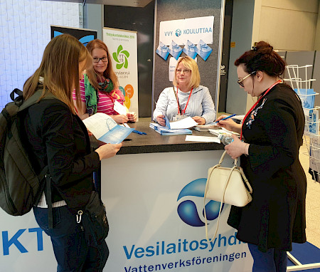 Koulutuksen esittelypiste Vesihuolto 2019 -päivien yhteydessä.